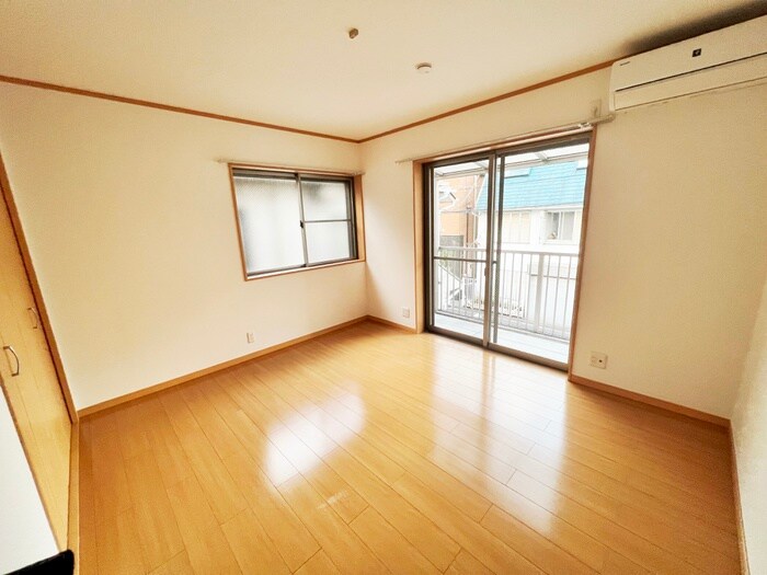 物件内観写真9　(居室)