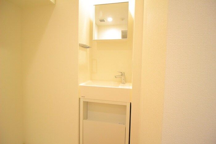 物件内観写真11　(洗面)