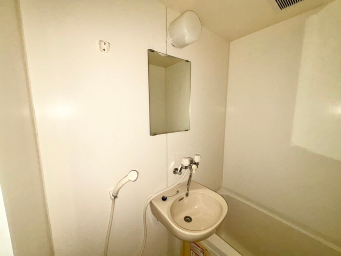 物件内観写真11　(洗面)