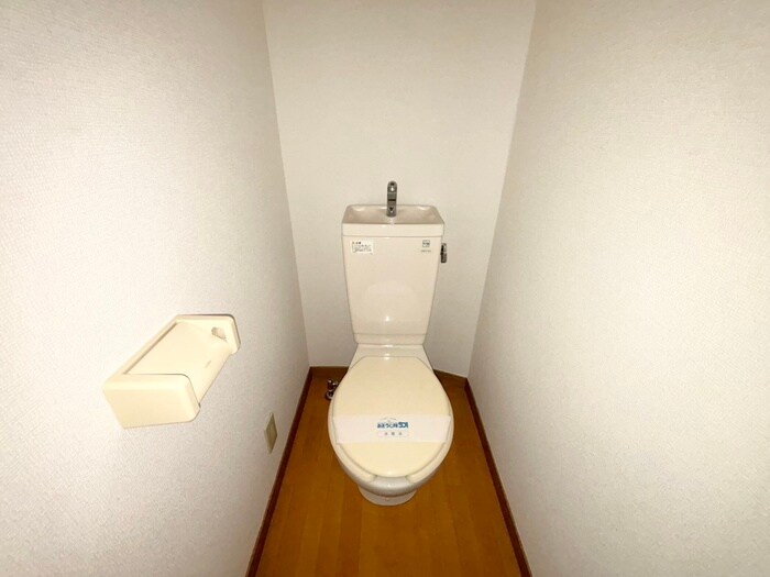 物件内観写真12　(トイレ)