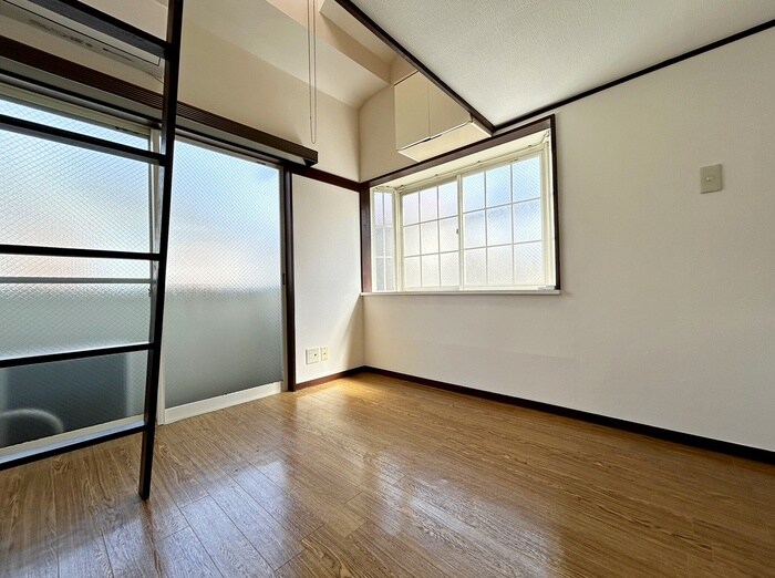 物件内観写真7　(居室)