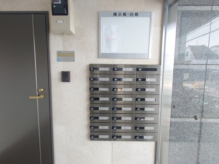 物件外観写真6　(建物設備)