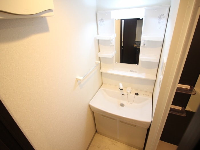 物件内観写真15　(洗面)