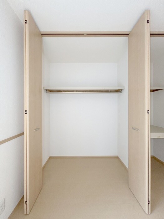 物件内観写真9　(収納)