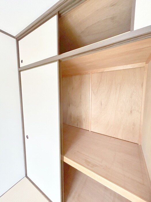 物件内観写真11　(収納)