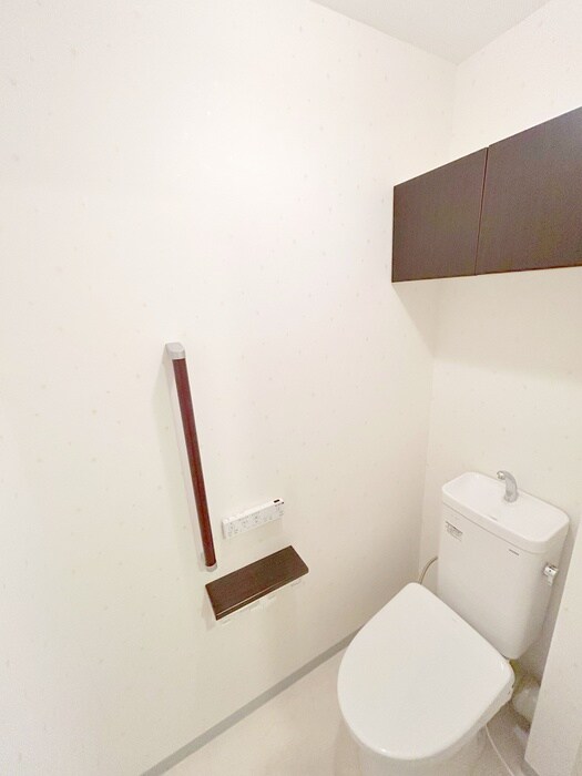 物件内観写真14　(トイレ)