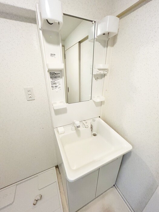 物件内観写真15　(洗面)