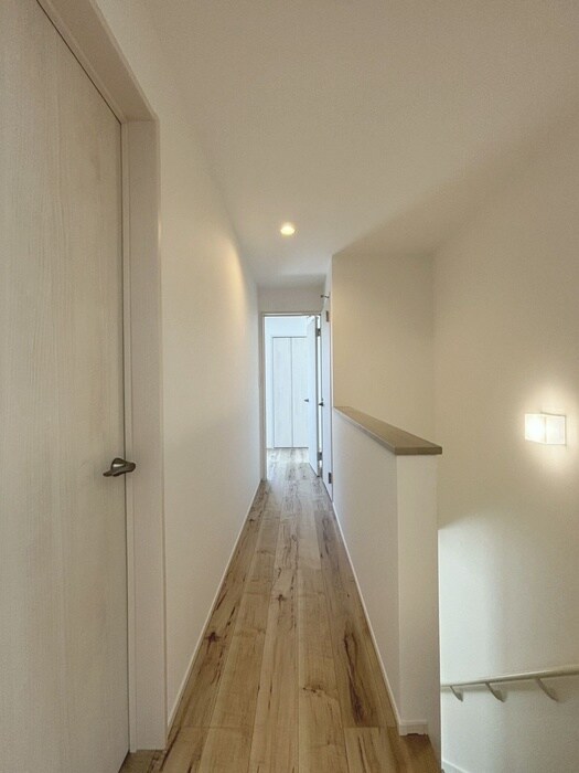 物件内観写真18　(廊下)