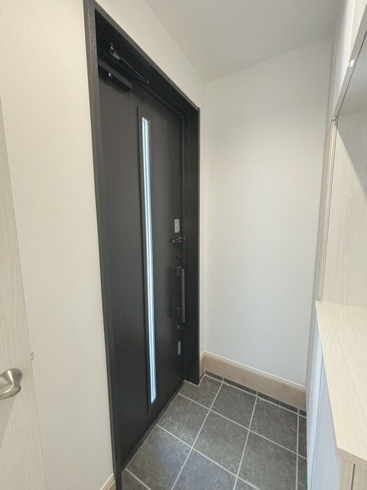 物件内観写真22　(玄関)