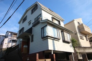 成川貸室外観写真