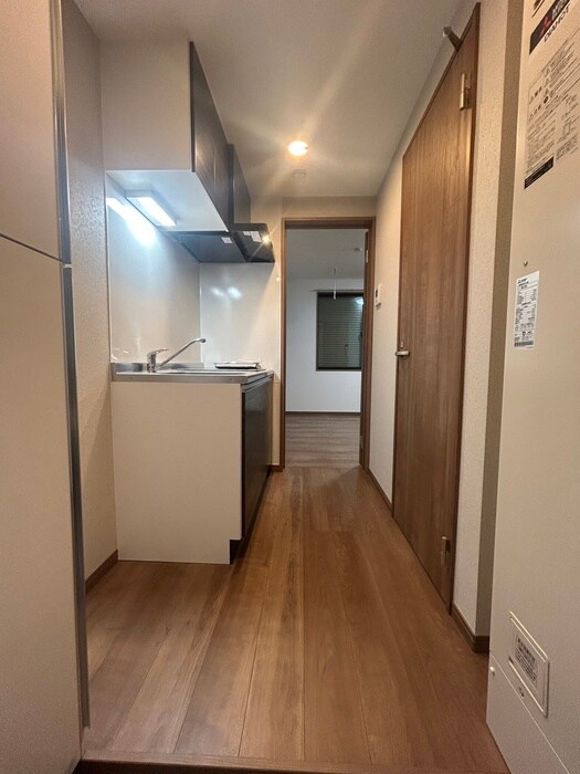 物件内観写真16　(廊下)