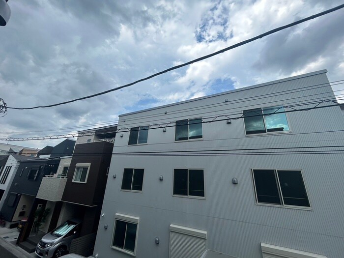 物件内観写真21　(室内からの展望)