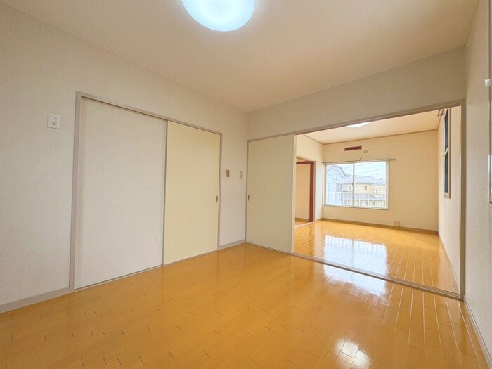 物件内観写真5　(居室)