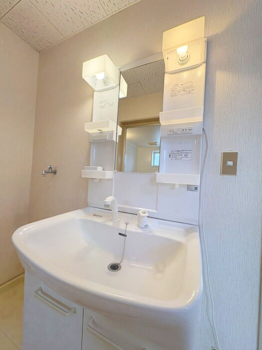 物件内観写真11　(洗面)