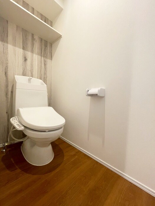 物件内観写真14　(トイレ)