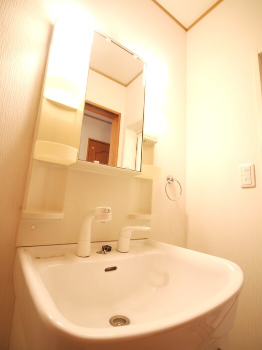 物件内観写真11　(洗面)