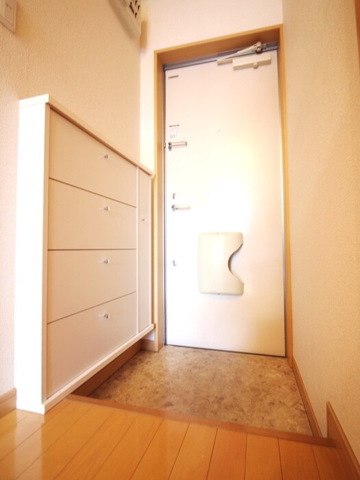 物件内観写真17　(玄関)