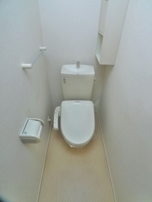 物件内観写真16　(トイレ)