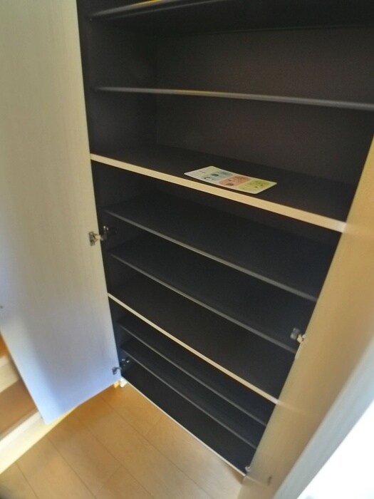 物件内観写真19　(靴箱)