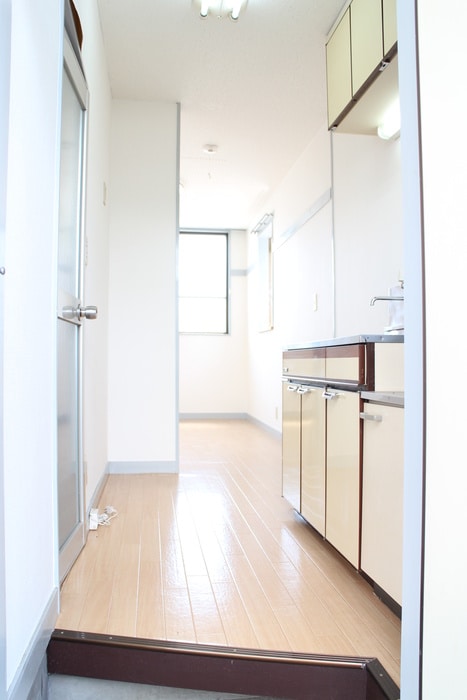 物件内観写真14　(玄関)