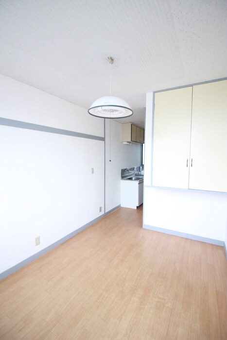 物件内観写真17　(居室)