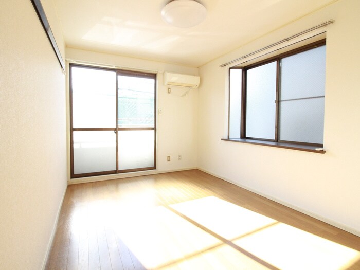 物件内観写真7　(居室)