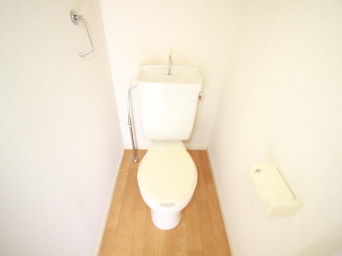 物件内観写真13　(トイレ)