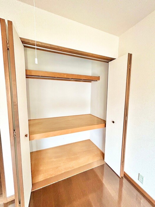 物件内観写真10　(収納)