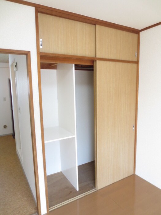 物件内観写真11　(収納)