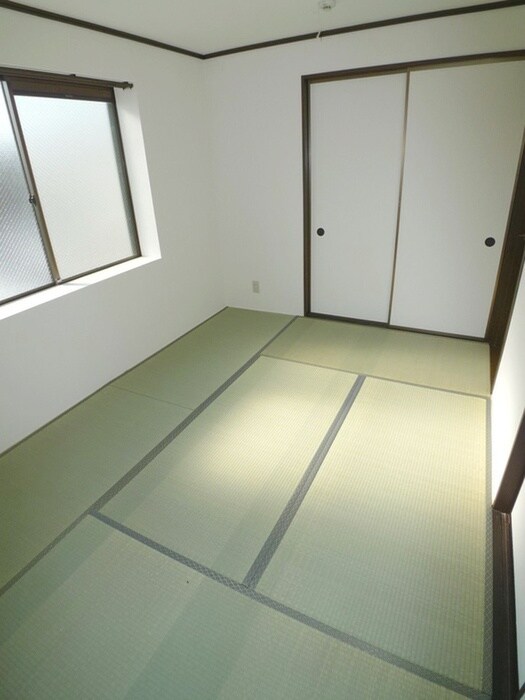 物件内観写真12　(居室)