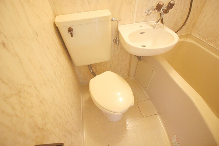 物件内観写真13　(トイレ)