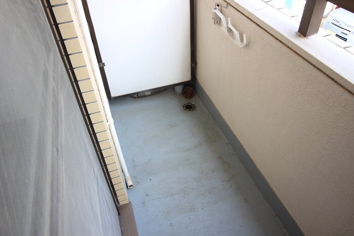 物件内観写真15　(洗濯機置場)