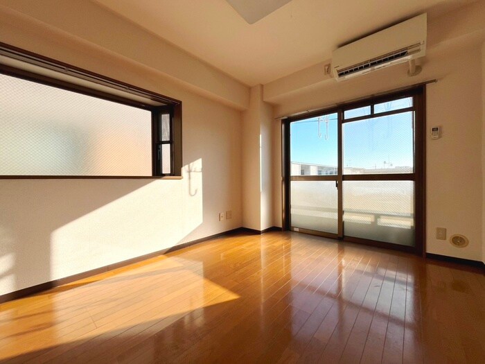 物件内観写真7　(居室)