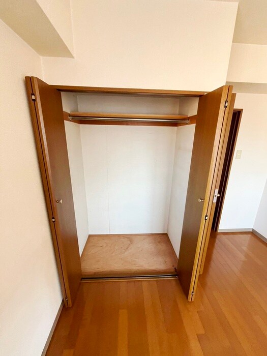 物件内観写真11　(収納)