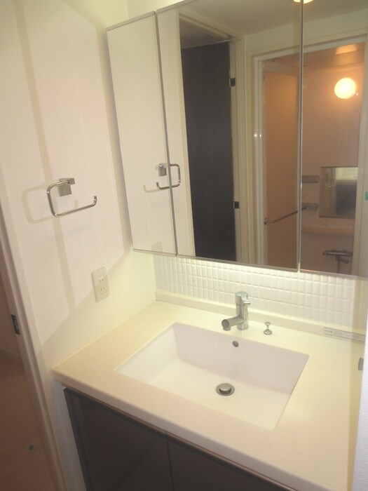 物件内観写真10　(洗面)