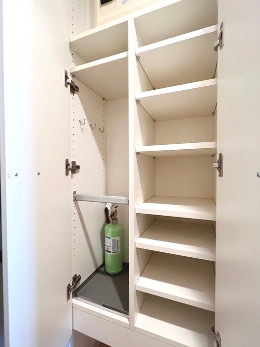 物件内観写真16　(靴箱)