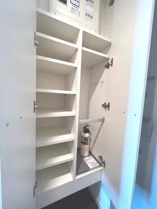 物件内観写真16　(靴箱)