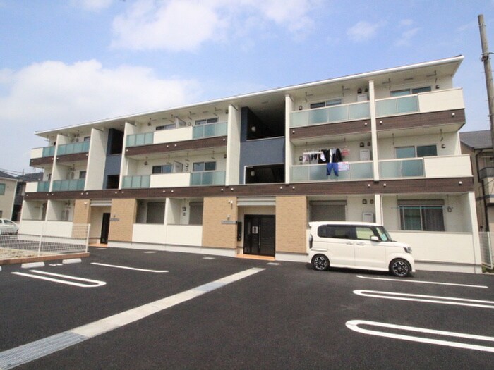 物件外観写真2　(外観写真)