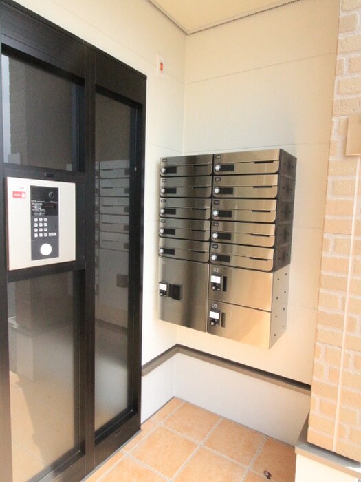 物件外観写真4　(建物設備)