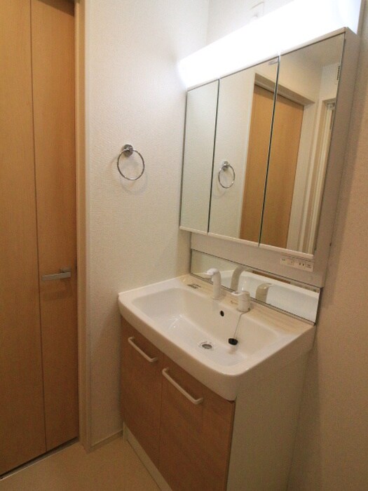 物件内観写真14　(洗面)