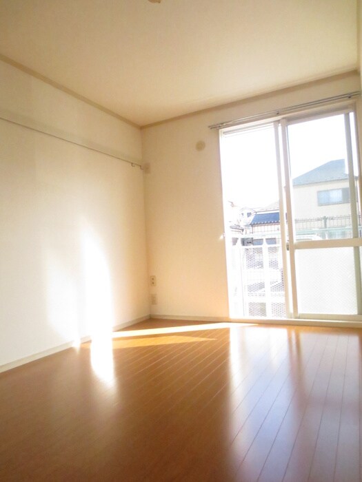 物件内観写真11　(居室)