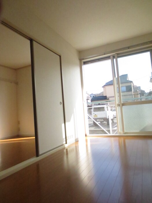 物件内観写真12　(居室)