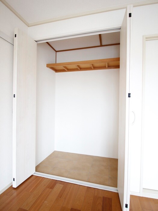 物件内観写真22　(収納)