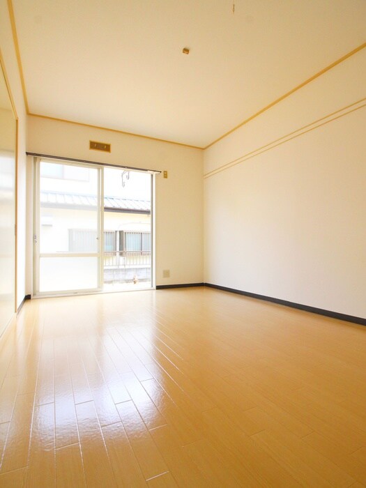 物件内観写真5　(居室)