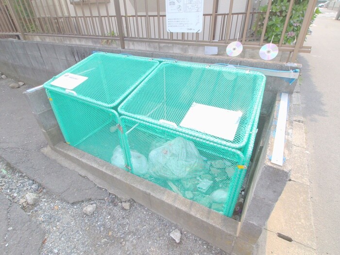 物件外観写真4　(建物設備)