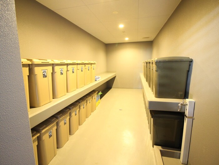 物件外観写真6　(建物設備)