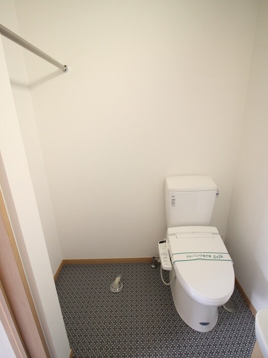 物件内観写真13　(トイレ)