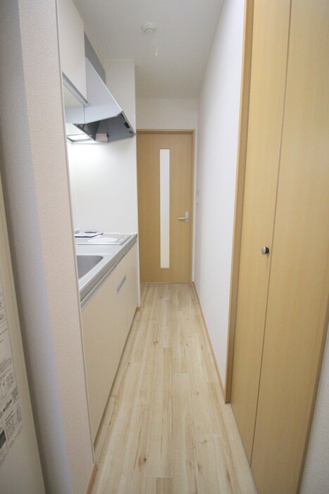 物件内観写真15　(廊下)