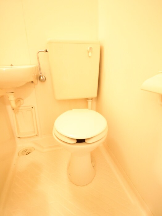 物件内観写真12　(トイレ)