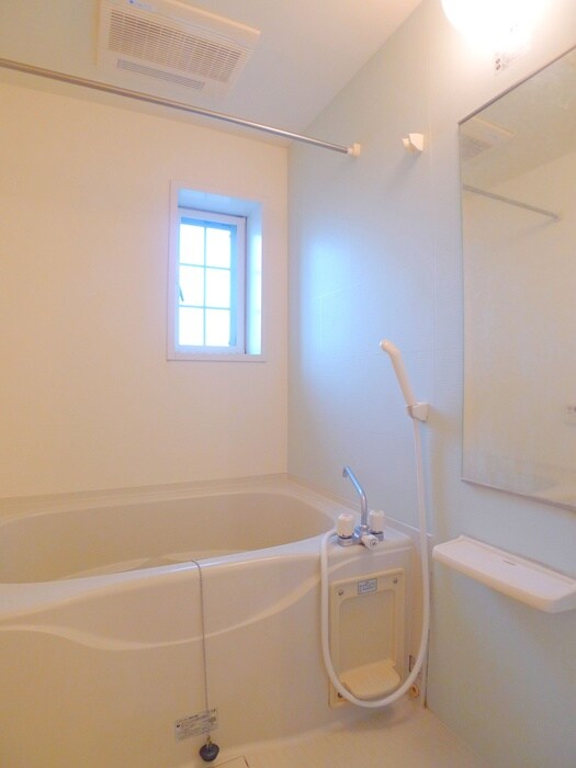 物件内観写真13　(バス／シャワールーム等)